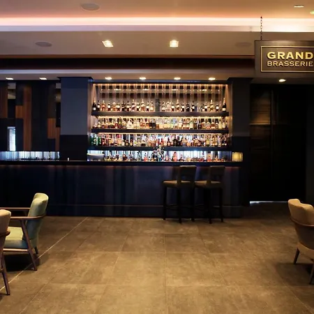 Grand Hotel
